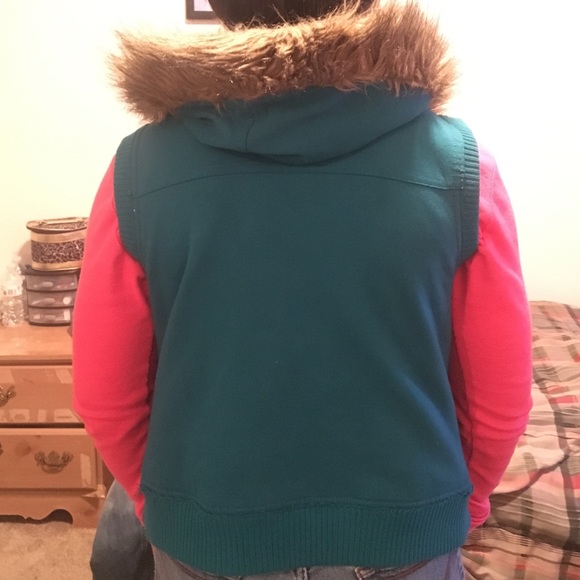 Best - Picture 4 of 4