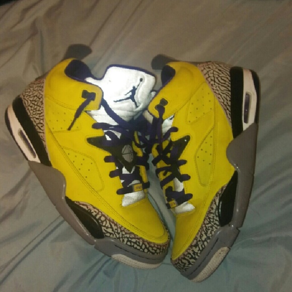 Air jordan son of mars