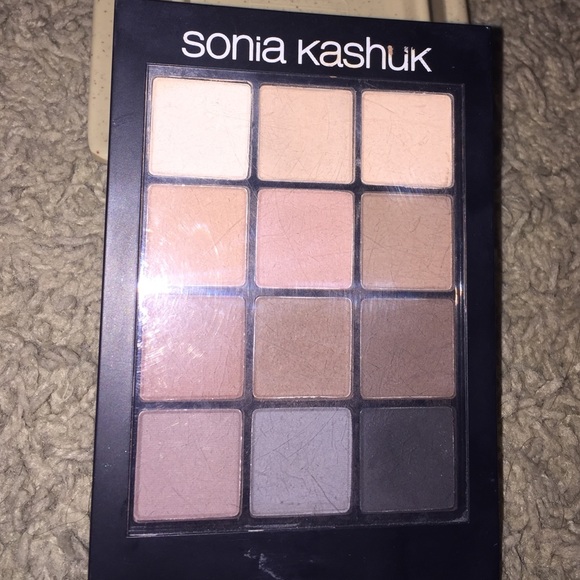Sonia kashuk eye on neutral matte palette