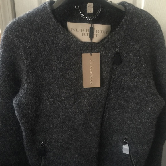 BURBERRY SALE. ONE DAY ONLY - Picture 3 of 5