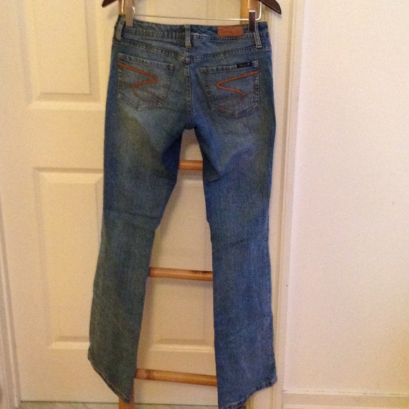 Great pair of Seven7 jeans. - Picture 2 of 4