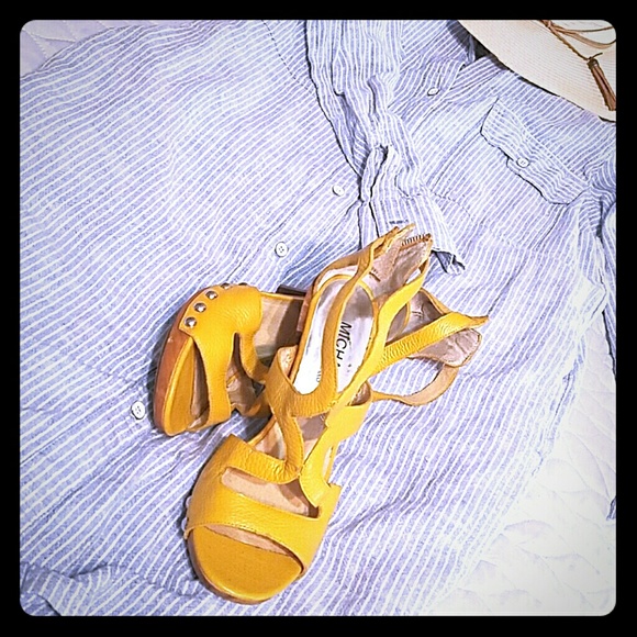 NEW PRICE DROP❤MICHAEL KORS sandals