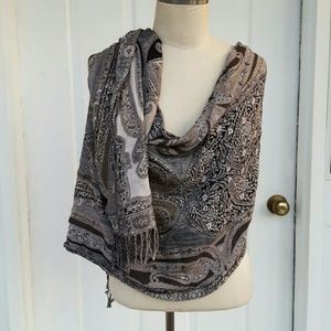 Patterned scarf wrap *FREE WITH PURCHASE OF $50+"