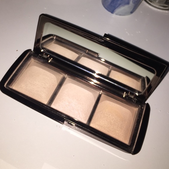 HOURGLASS AMBIENT LIGHTING POWDER PALETTE TRIO