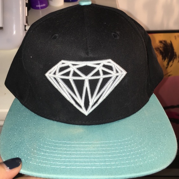 Diamond black and turquoise SnapBack NWT