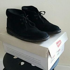Clarks Black Suede Desert Boot Size 8.5