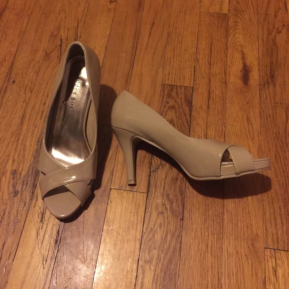Nude heels