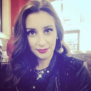 Meet your Posher, Alexandra