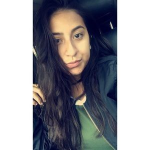 Meet your Posher, Beverly