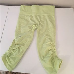 Lululemon crops