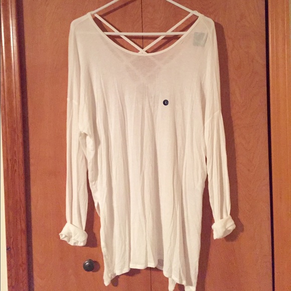 LONG SLEEVE SHIRT WITH CRISS CROSS BACK DETAIL