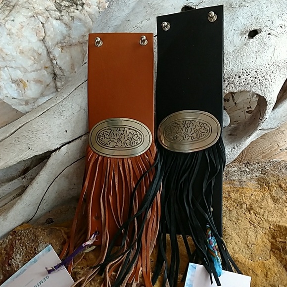 LAST ONE!! Leather Concho Fringe Cuff - Picture 4 of 4