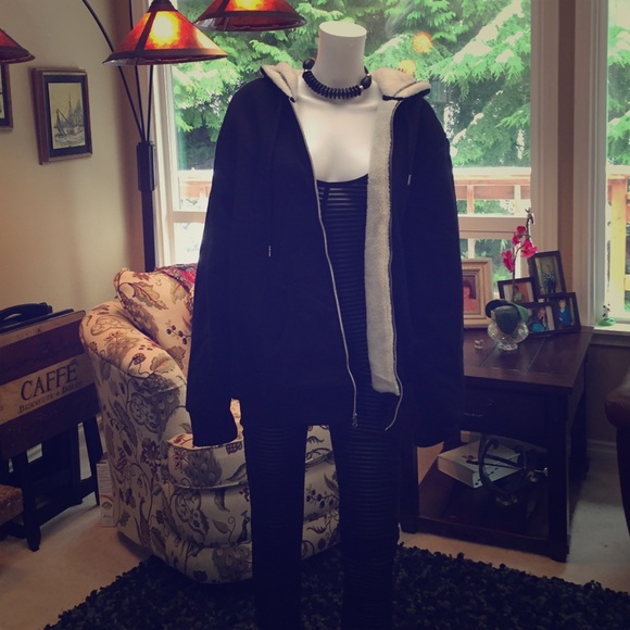 Galaxy By Harvic Jackets & Blazers - . Super fleeced sweatshirt. Zippered front. At H6