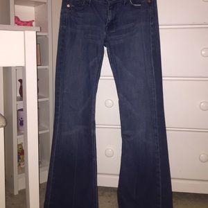 size 31 7FAM jeans- medium wash
