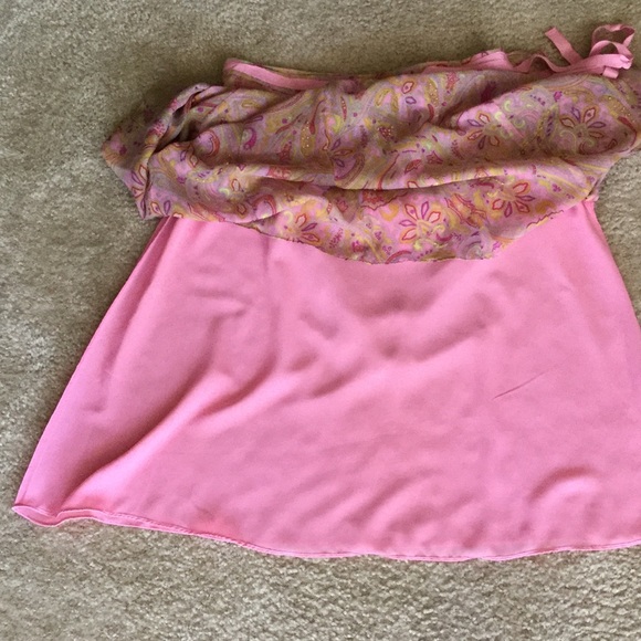 Like new, Dressy, flattering, fully lined skirt. - Picture 4 of 8