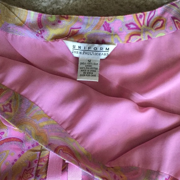 Like new, Dressy, flattering, fully lined skirt. - Picture 6 of 8