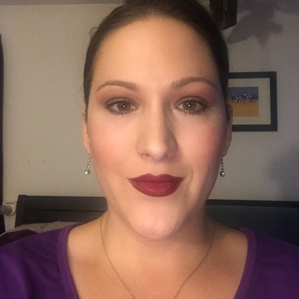 Meet your Posher, Ashley