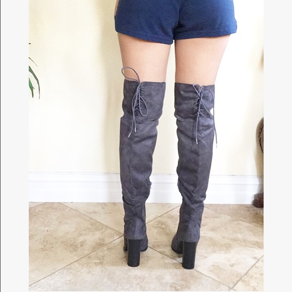 Grey thigh high boots - Picture 3 of 3