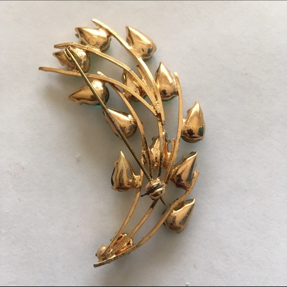 Vintage floral brooch Green Vintage brooch - Picture 2 of 2