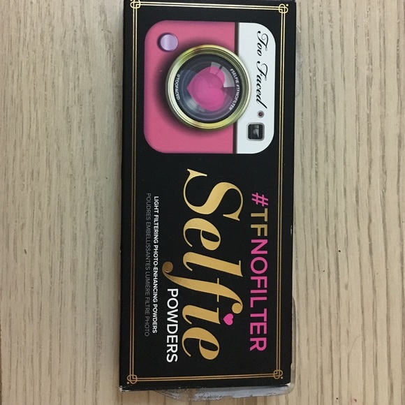 Too faced No Filter Selfie powders