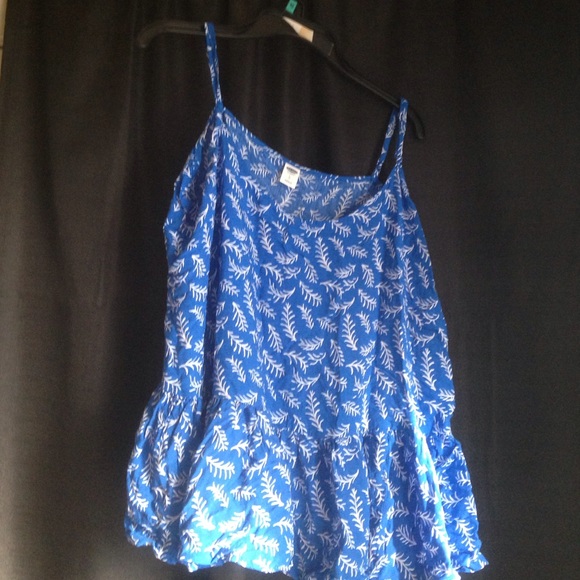 Blue with white flower designed tank top