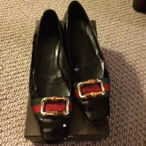 Gucci black patent leather flats size 9 1/2