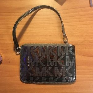 MK WRISTLET