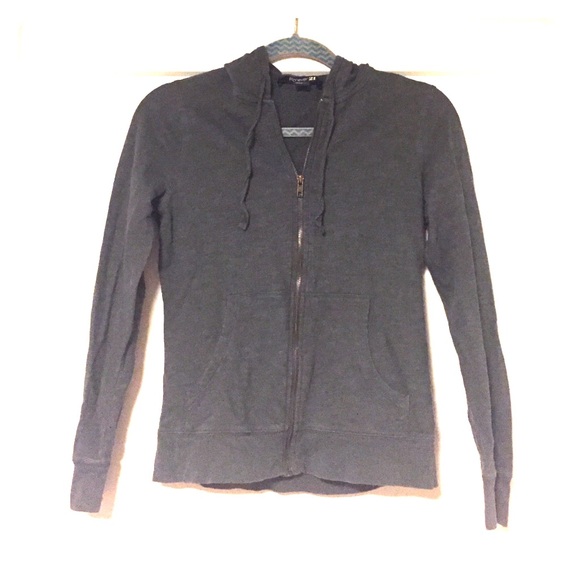 *3 for $15* Zip up hoodie