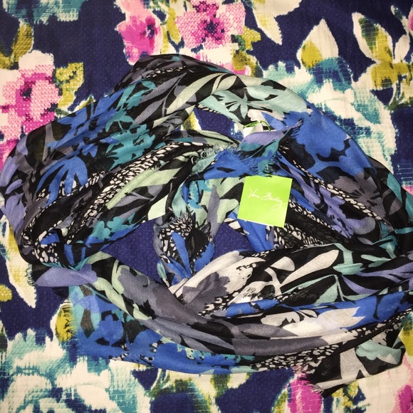 Vera Bradley scarf