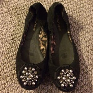 Arturo Chiang flats size 9