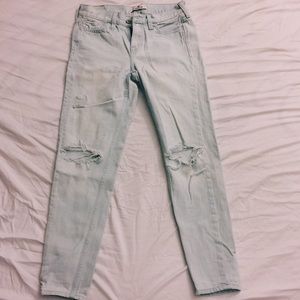 Hollister Light Wash Ripped Jeans Size 0