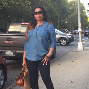 Meet your Posher, Lorraine