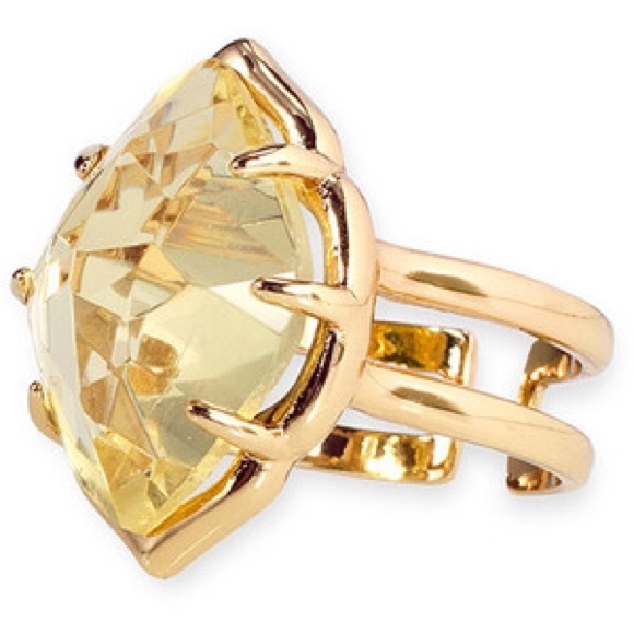 Stella and Dot Arabesque cocktail ring