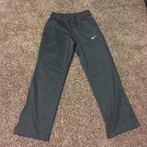 Nike Therma-Fit Sweats