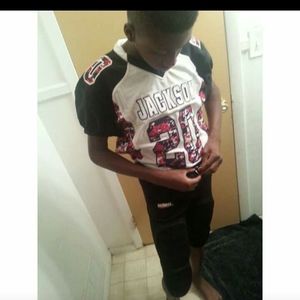 Meet your Posher, Laurence