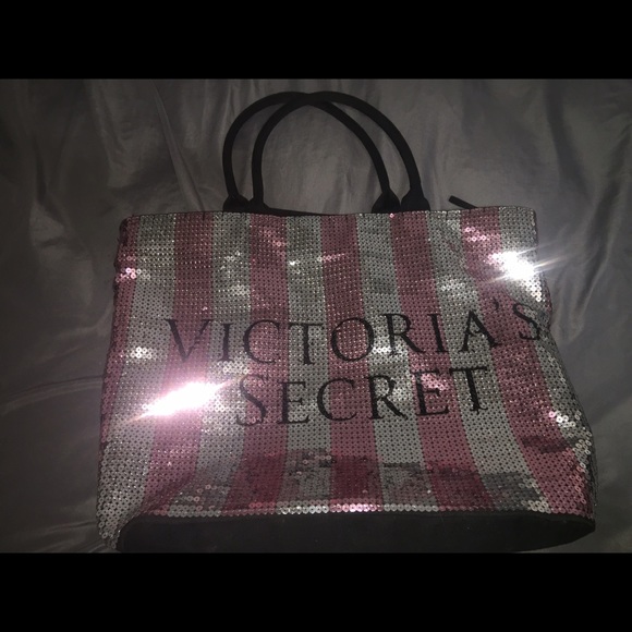 victoria's secret sparkley bag
