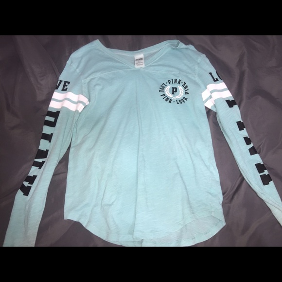 light blue long sleeve vs pink shirt