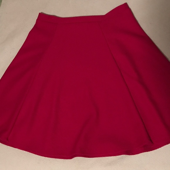‼️ PRICE DROP‼️ Burgundy high-waisted skater skirt