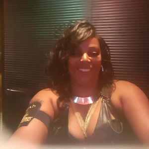 Meet your Posher, Dana