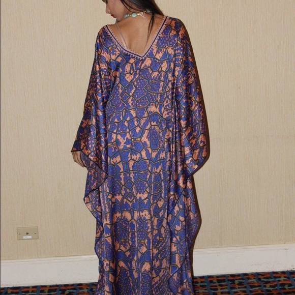 Caftan dress - Picture 2 of 2