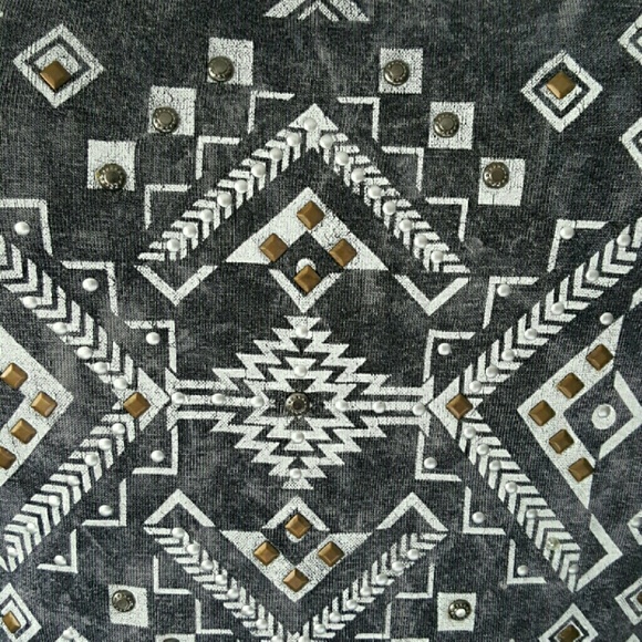 The Paige Top - Picture 4 of 6