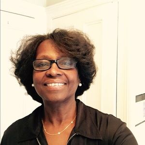 Meet your Posher, Denise