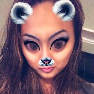 Meet your Posher, Noemi