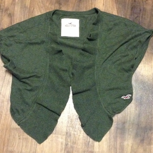 Hollister Cropped Sweater