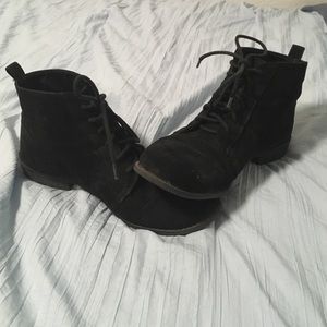 black ankle suede boots
