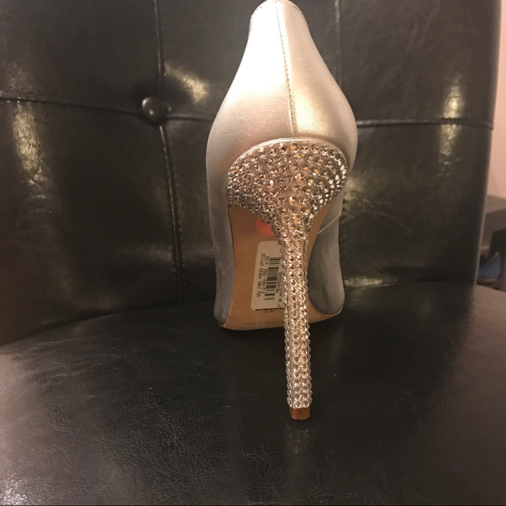 Customized Manolo Blahnik crystal heel BB pumps