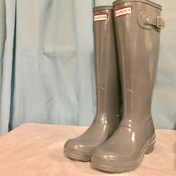 Hunter High Rain Boot In Graphite Gloss