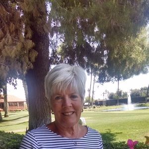 Meet your Posher, Deborah