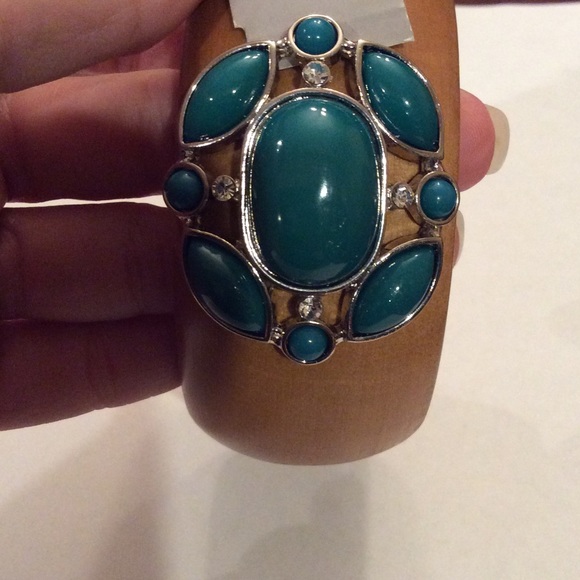 Cuff - Picture 2 of 2