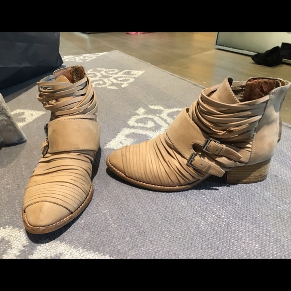 Beige strapped boots
